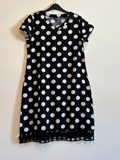 Robe SHEIN Taille/Size - M