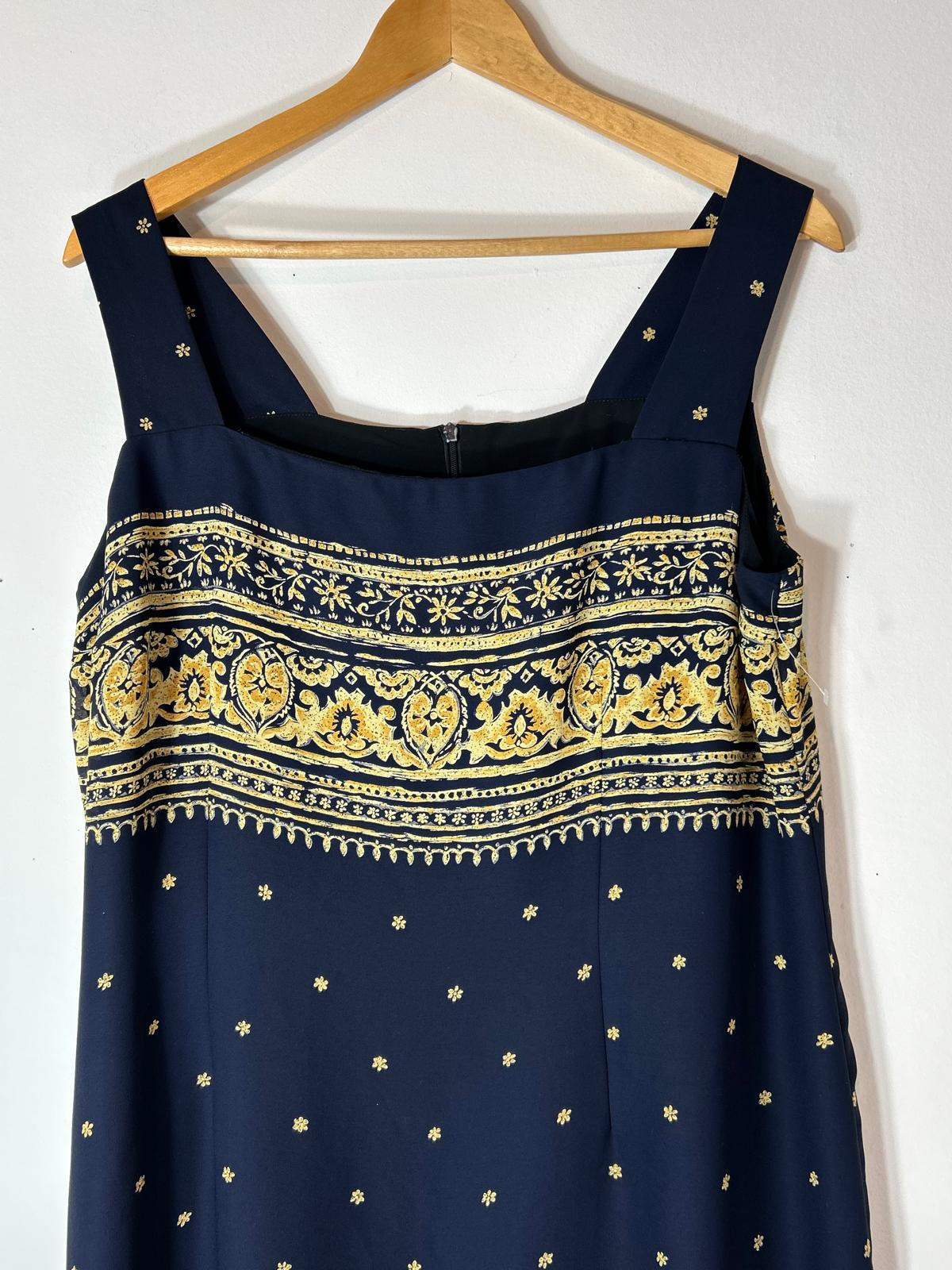 Robe AILES Taille-Size-XL